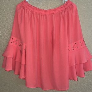 Vantarsi smocked flutter top